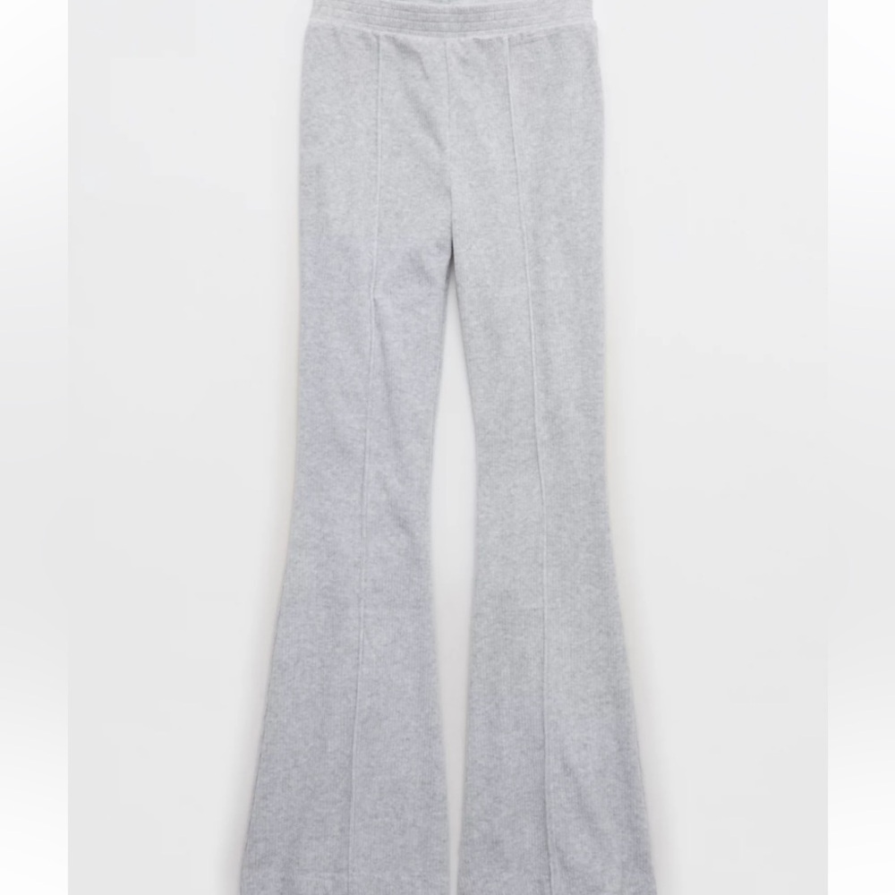 Aerie Groove On Ribbed Velour Flared Sweat Pants. Heather Gray. Size Medium. - Picture 2 of 11